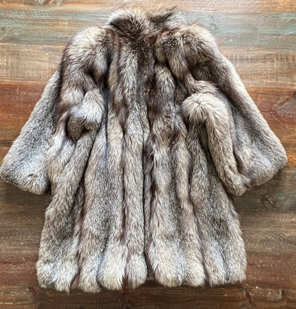 Fur Coat- silver fox XL – Wild Prairie Designs