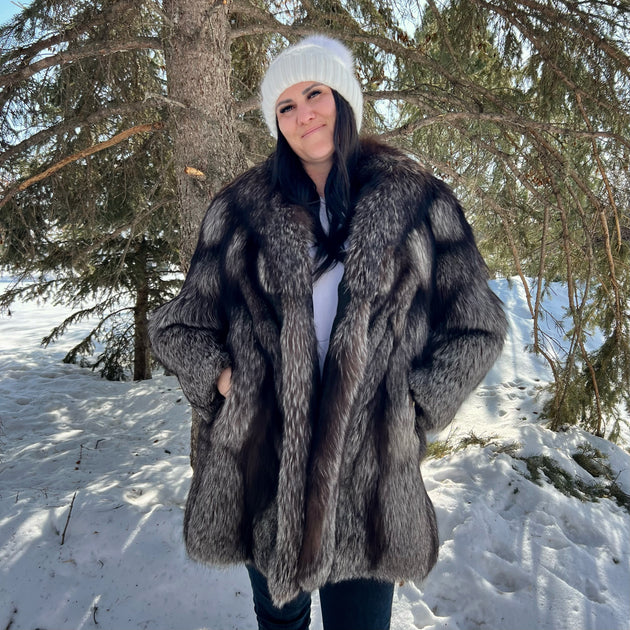 Fur Coat- silver fox Large – Wild Prairie Designs